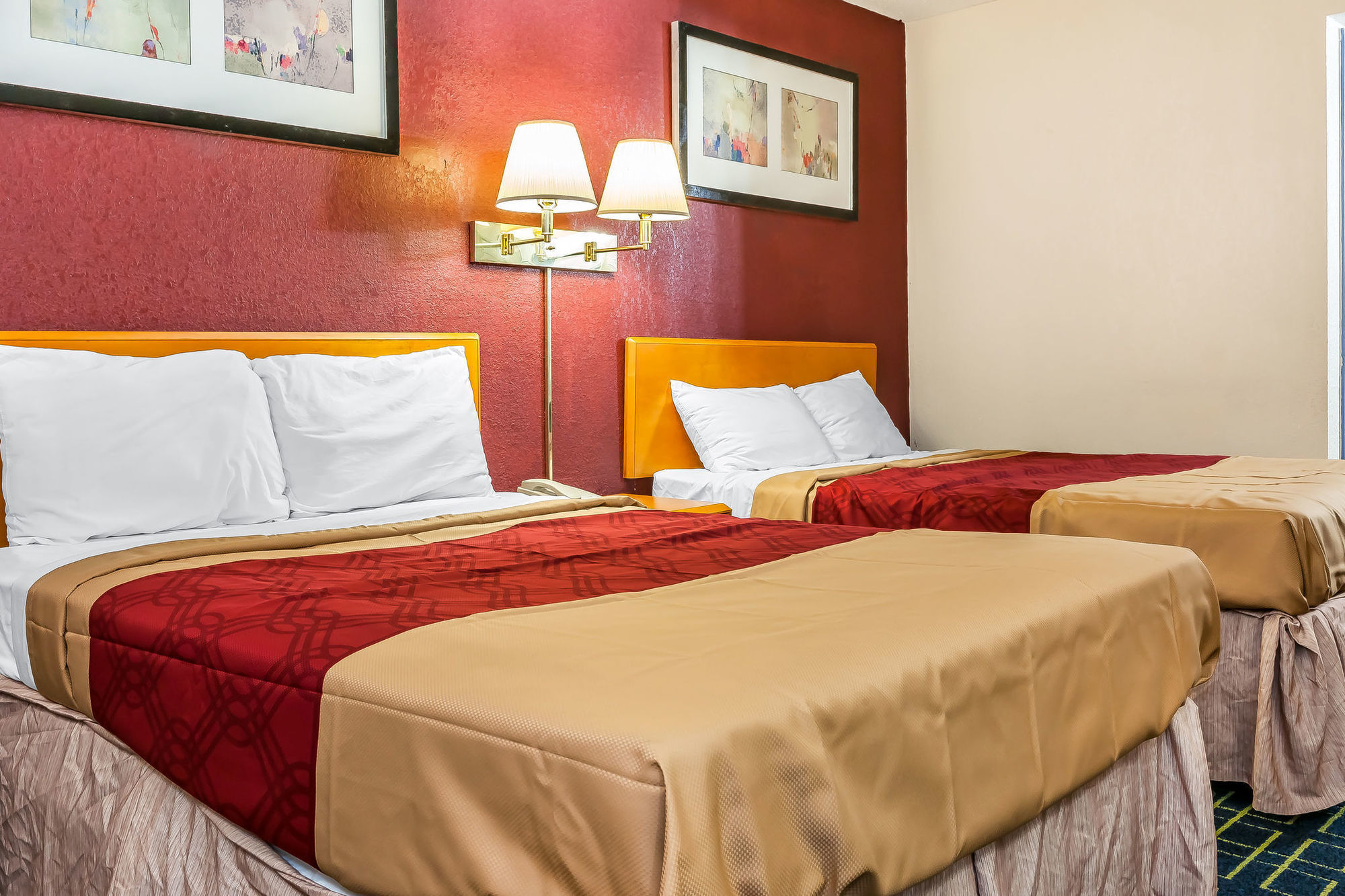 Lima Inn Hotel Room photo